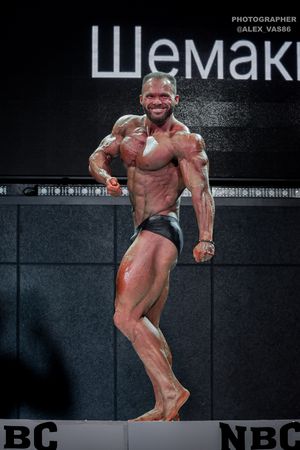 CLASSIC PHYSIQUE